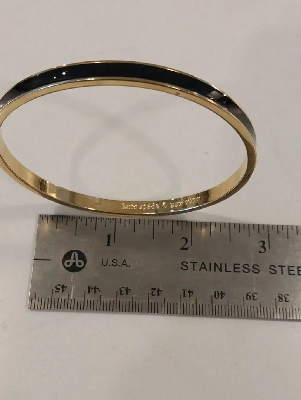 Kate Spade "DRAW THE LINE " Bangle...New